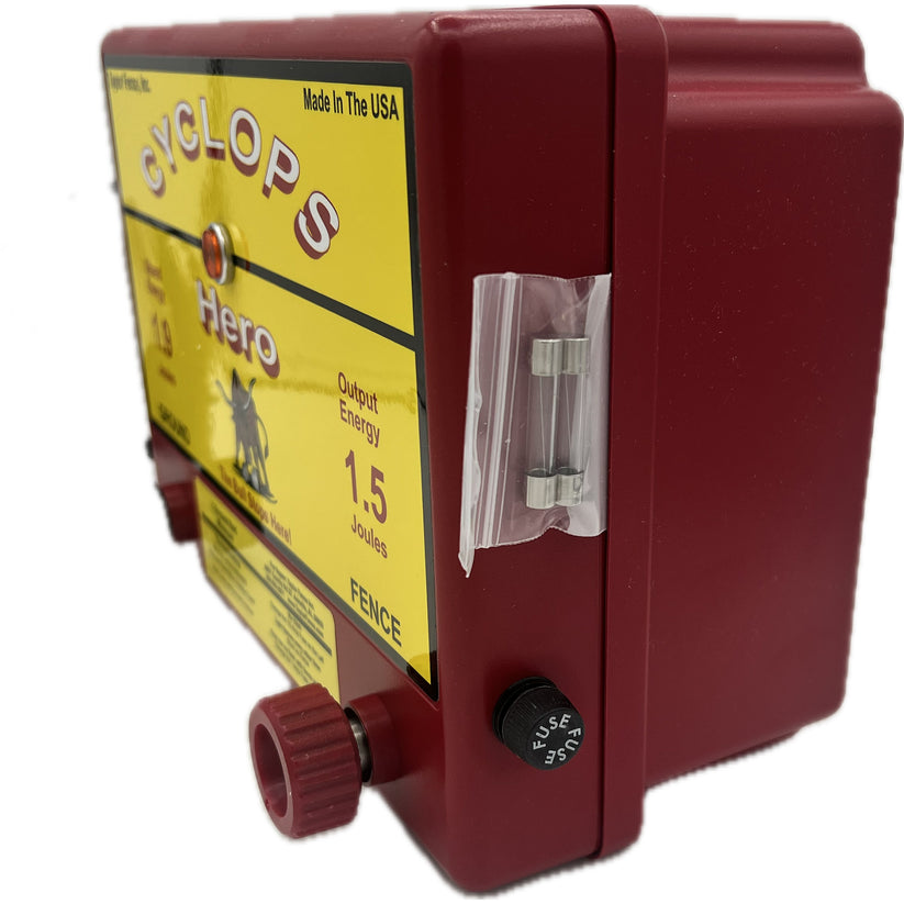 Cyclops Hero 1.5 Joule Battery Powered Energizer | Compact and ...